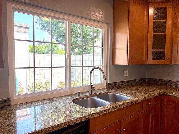 5th image of 2336 Canyon Park Dr