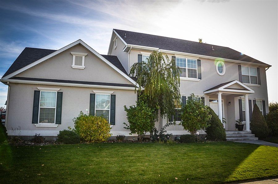 1st image of 107 Cobblestone Ln
