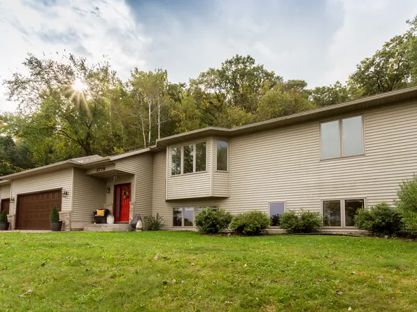 3779 Graves Dr, Red Wing, MN 55066