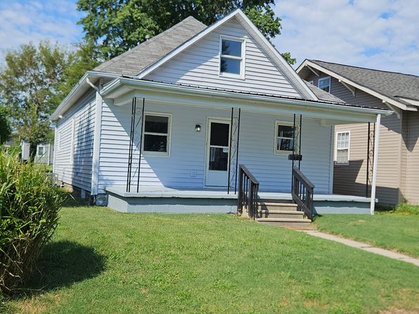 904 W Main St