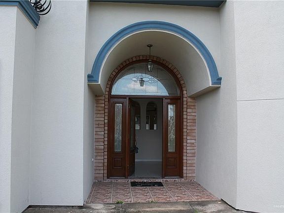 3rd image of 604 Tara Dr