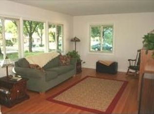 1517 Wakeman Ave, Wheaton, IL 60187