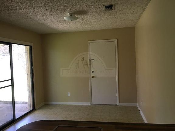 2nd image of 902 N 19th St