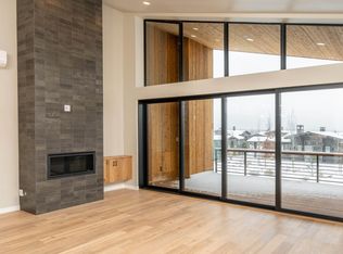 19272 Outrider Loop, Bend, OR 97702