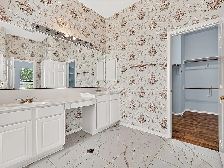 12338 Ashford Hollow Dr — Photo 33