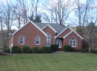 100 Serena Cir, Leitchfield, KY 42754