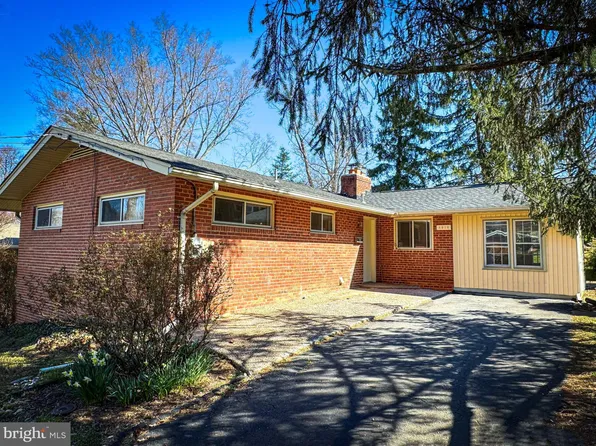 3410 Brookwood Dr, Fairfax, VA 22030