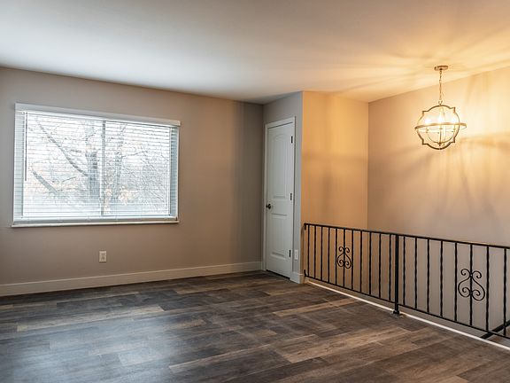 4th image of 2342 Vaek Dr #0