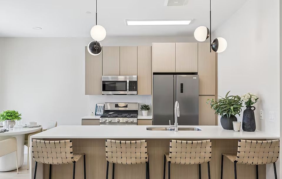 Crest + Den - 2BR, 2BA - 1,520SF- Kitchen