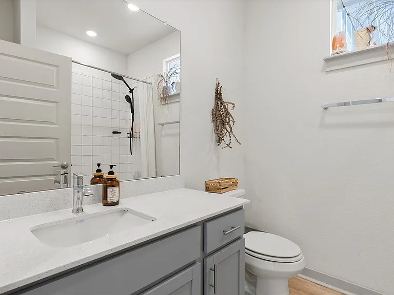7416 Sagira Path — Photo 12