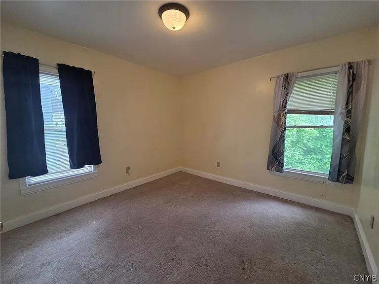 517 Garfield Ave — Photo 13