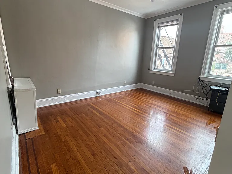 1402 Thieriot Ave #1 — Photo 6