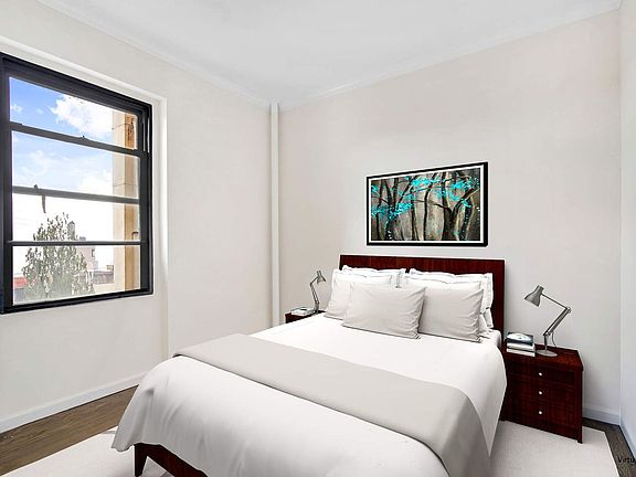 5th image of 21-77 33rd St APT 4G