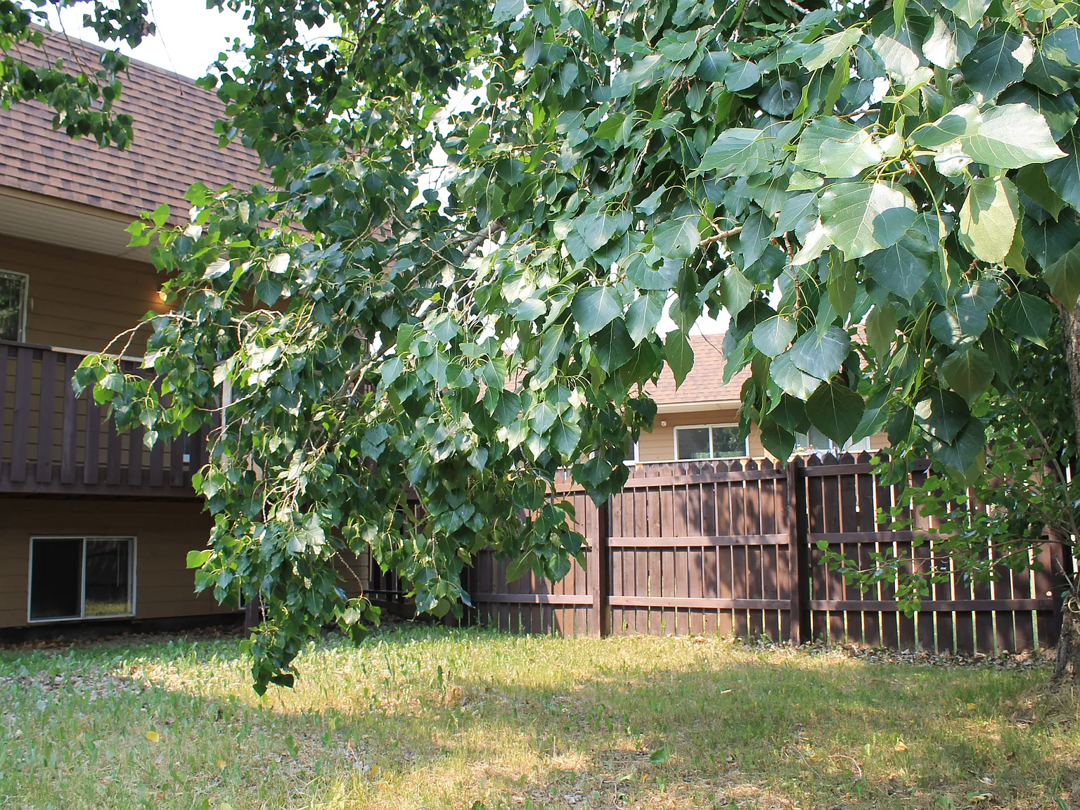 Loran Townhomes — Photo 3