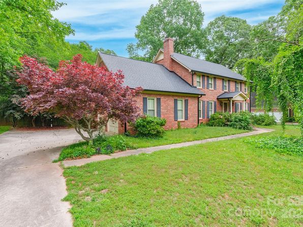2330 Raven Dr, Rock Hill, SC 29732