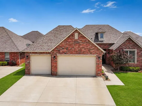632 Spavinaw Ln, Edmond, OK 73025