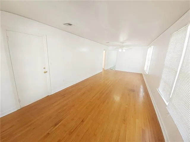 5416 Annunciation St — Photo 4