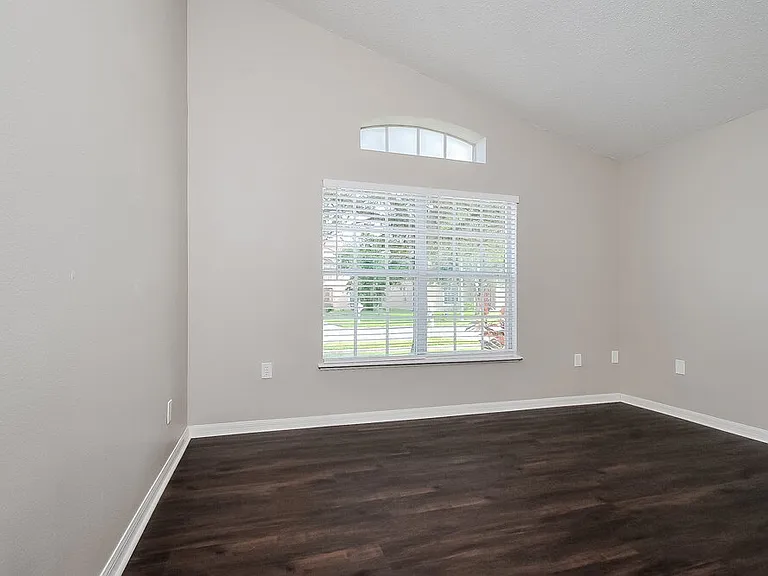 30250 Rattana Ct — Photo 14