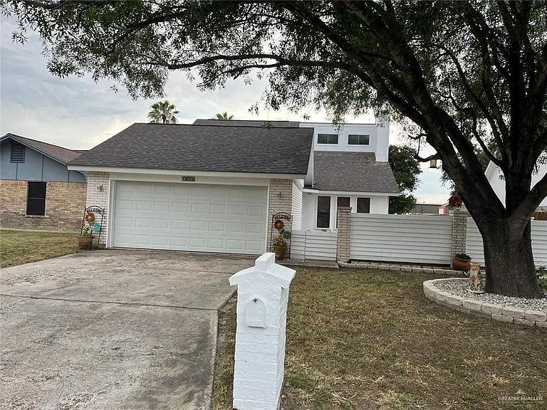 1216 Quail Ave — Photo 1