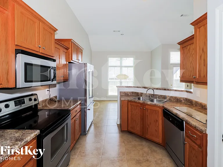150 Fair View Ln — Photo 7