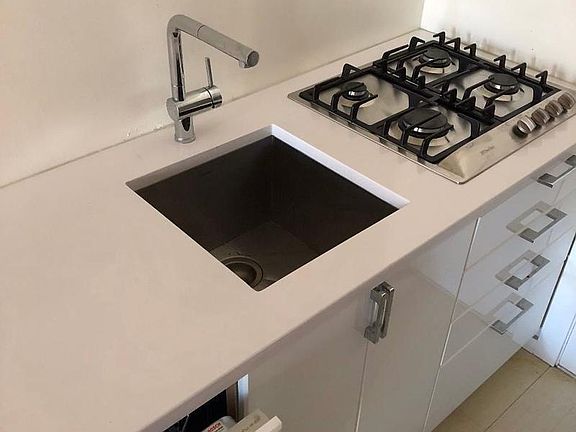 5th image of 138 W 10th St APT 5RW