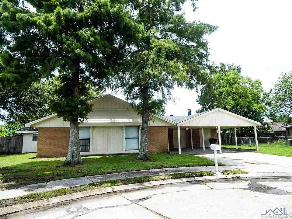 1st image of 109 Odelia Cir