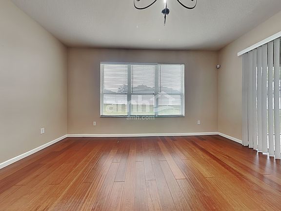 5th image of 1601 Acorn Leaf Ct