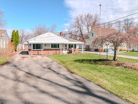 2nd image of 34233 Beach Park Ave