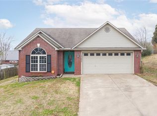 1205 9th St, Barling, AR 72923