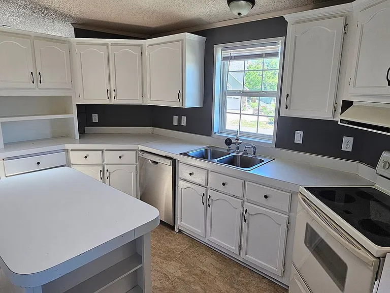 510 S Circle Dr — Photo 21