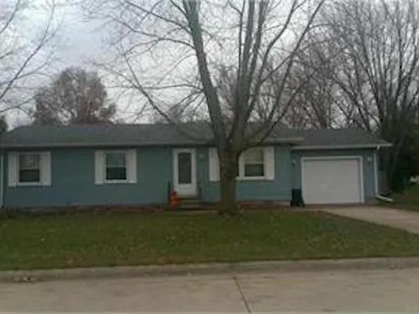 405 E 6th St, Readlyn, IA 50668