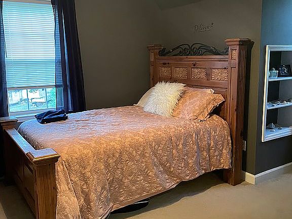 5th image of 1218 Bobbys Ln