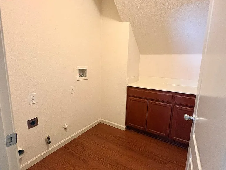 5454 Gold Creek Cir — Photo 15