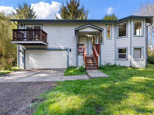500 Bertsch Ave, Crescent City, CA 95531