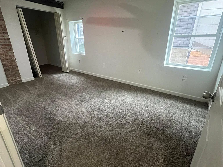3630 S Hermitage Ave #1R — Photo 7