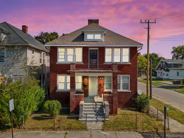 5900 Seminole St, Detroit, MI 48213