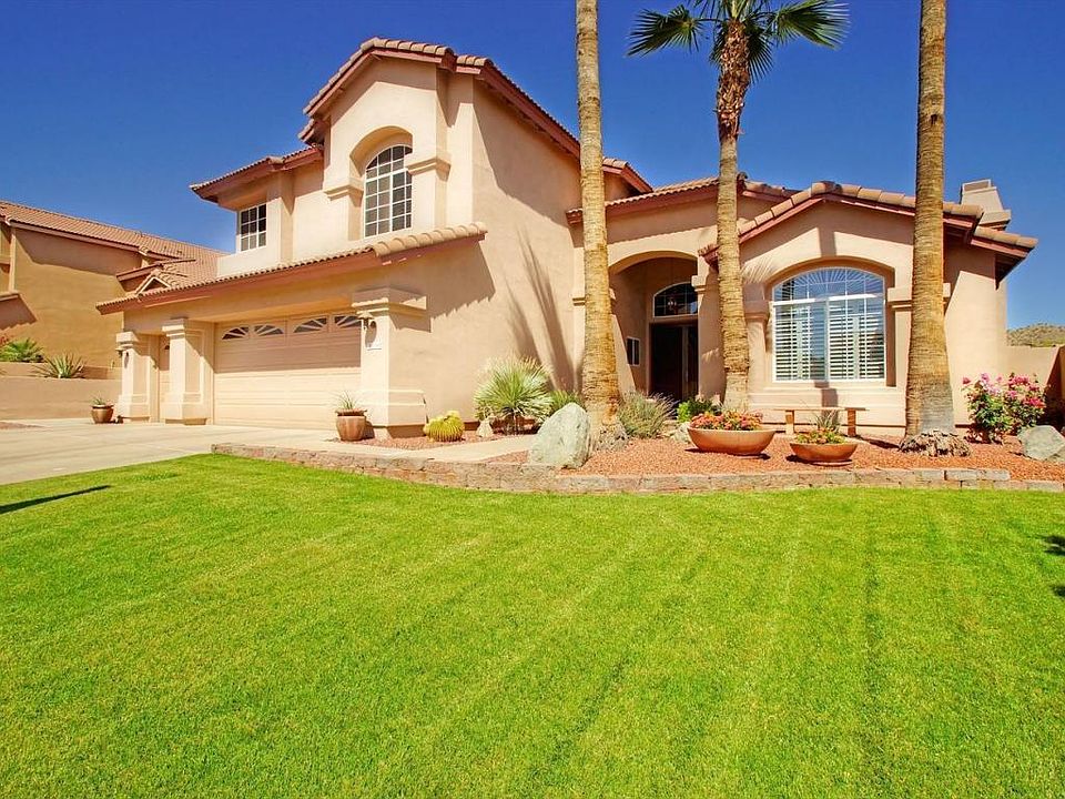 1st image of 3164 E Desert Flower Ln