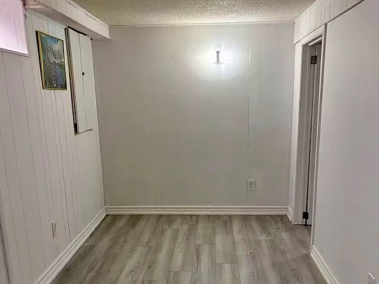 701 Leeder Ct — Photo 8
