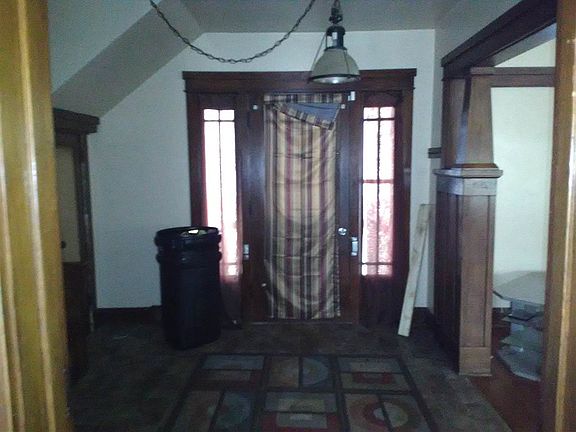 2nd image of 406 N Independence Ave
