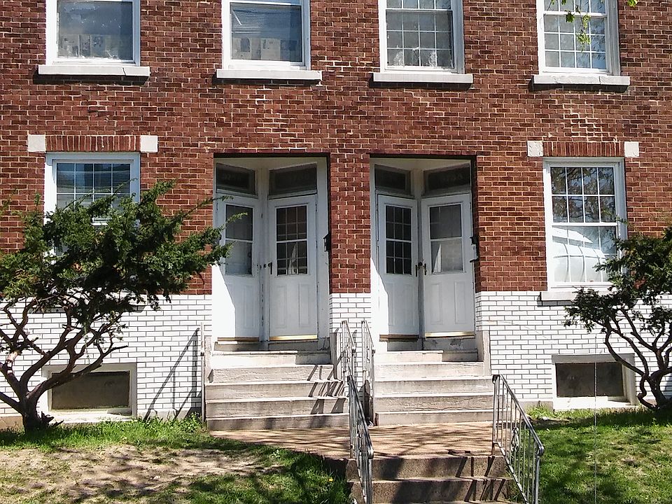 2nd image of 3736 Bamberger Ave #4