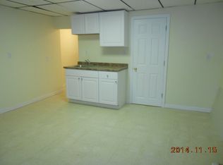 438 Pleasant St APT 2, Worcester, MA 01609