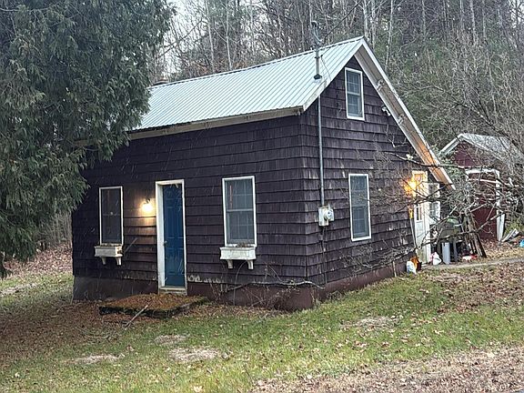 2nd image of 7197 Barkersville Rd