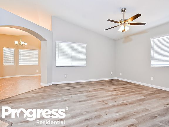 3rd image of 505 Willowick Ave