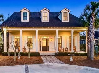 111 Yacht Club Dr, Saint Simons Island, GA 31522