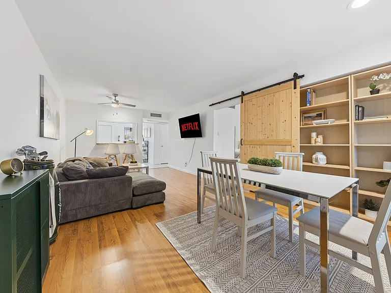 5057 Les Chateaux Dr #245 — Photo 24