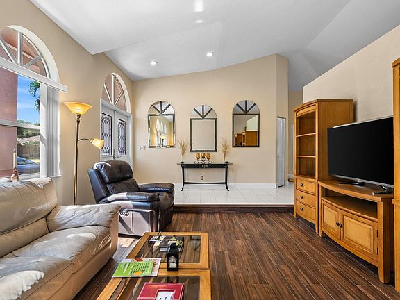 3rd image of 3919 NW 57th Street