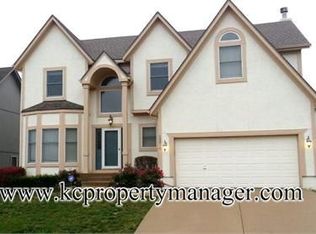 13216 King St, Overland Park, KS 66213