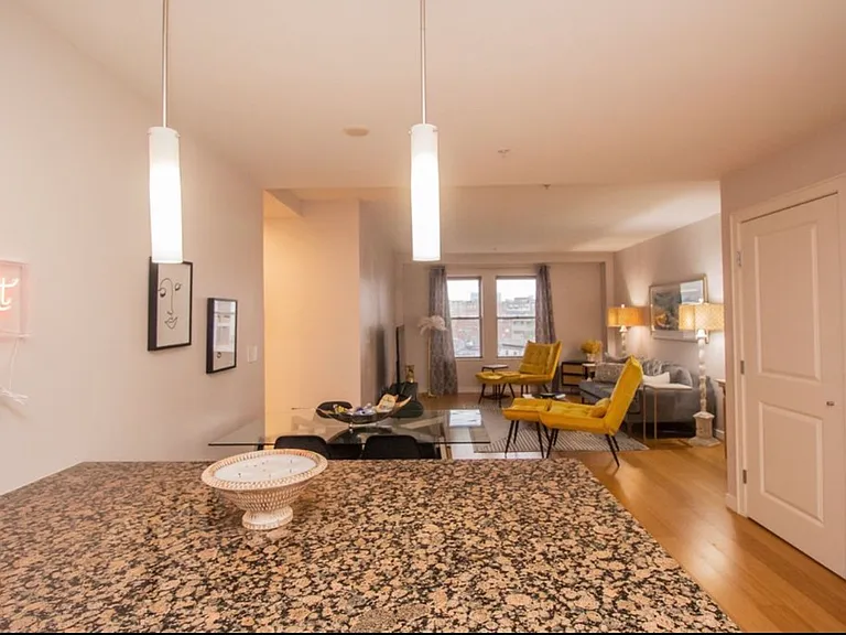 922 Beacon St #23C — Photo 14