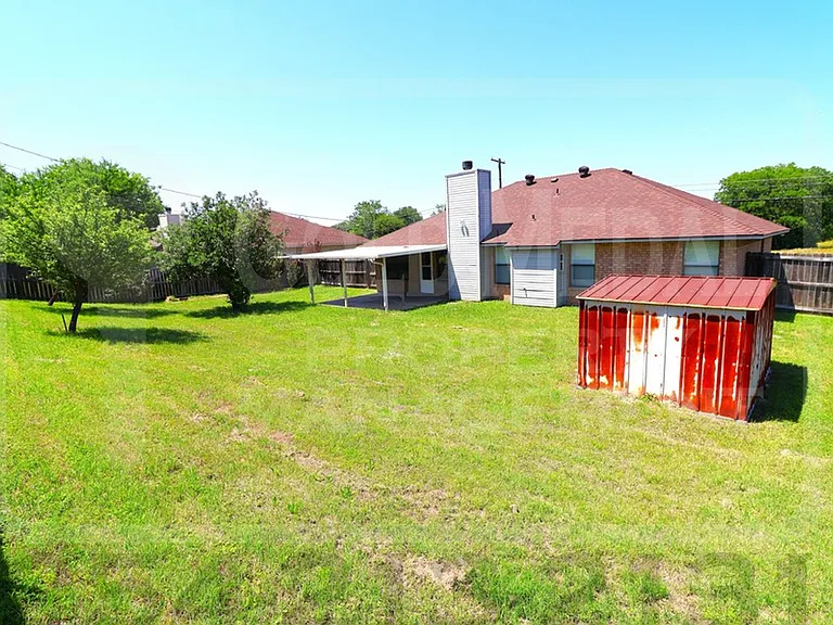 910 Frontier Trl — Photo 19