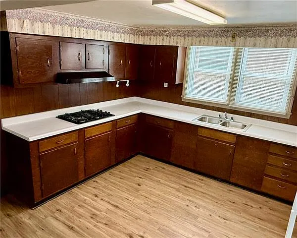 1406 Choctaw Ave — Photo 4